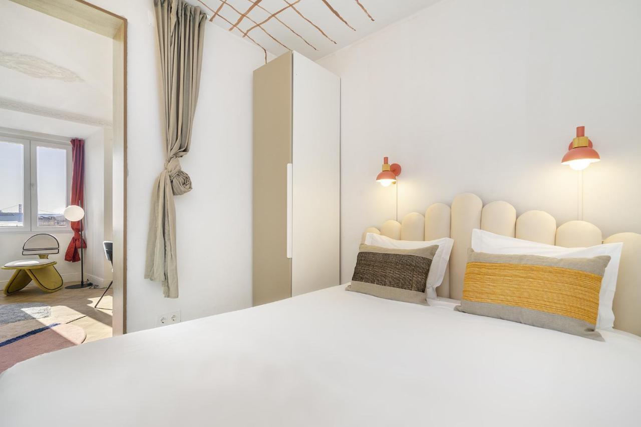Whome Historic Centre Modern Masterpiece W River Views Лиссабон Экстерьер фото